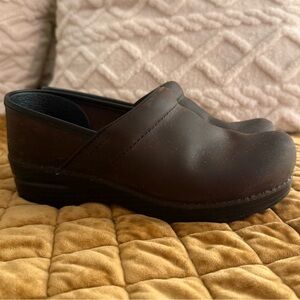 Brown Wide Dansko Size 39